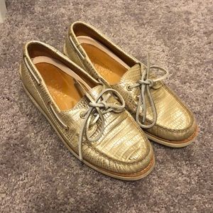 Gold Sperry’s